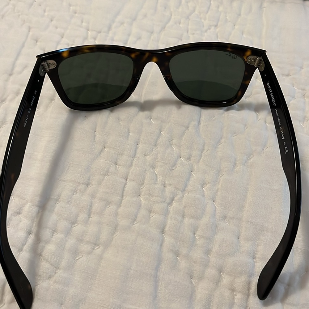 Ray-Ban RB2140 Wayfarer - Picture 7 of 10